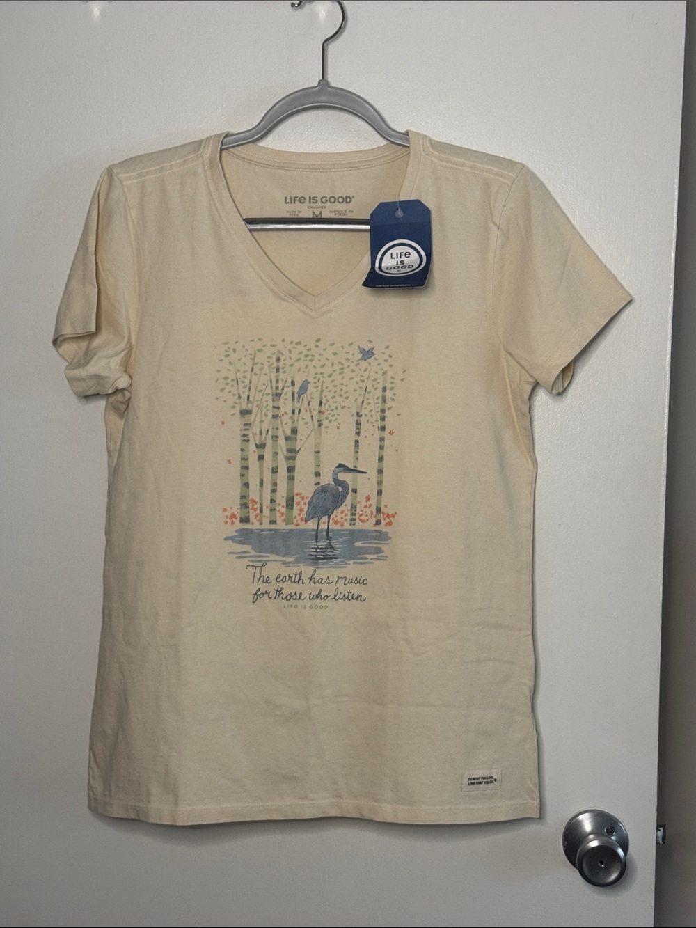 Life Is Good Cream V-Neck Heron & Birch Graphic Tee